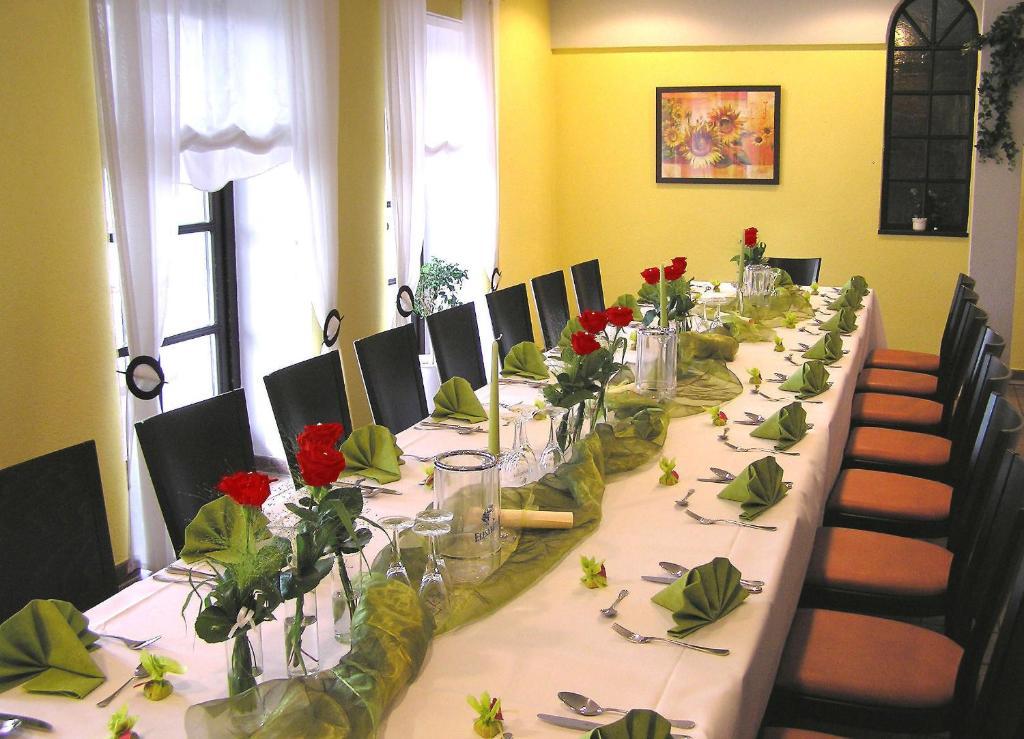 Hotel Pfaffenhof Lich Kültér fotó