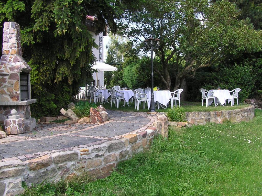 Hotel Pfaffenhof Lich Kültér fotó